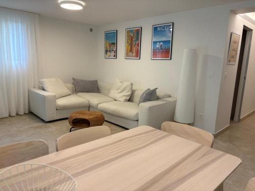 La Californie Apartment | Appartement Neuf 3P- proche mer & aéroport