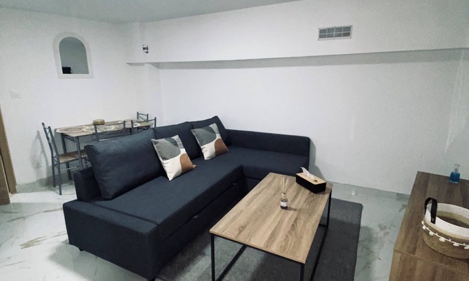 Saint-Charles Apartment | Appartement Neuf au Pied de la Gare Saint Charles