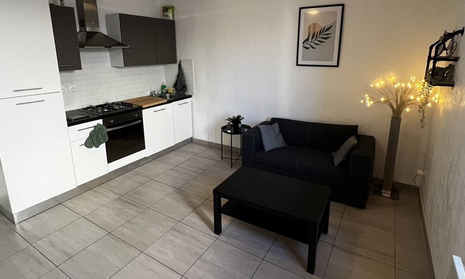 Fos-sur-Mer Apartment | Appartement Proche des Plages