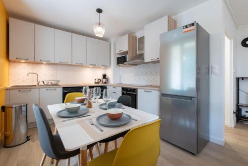 Leon Blum - Bon Coin Apartment | Appartement rénové pour 6 avec parking