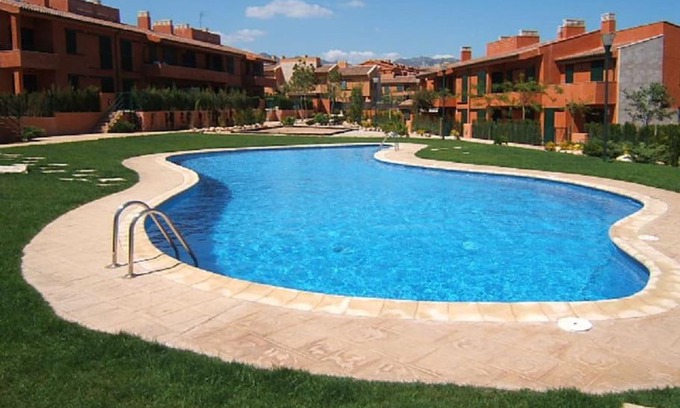 L Almadrava Apartment | Appartement résidentiel avec jardin et piscine