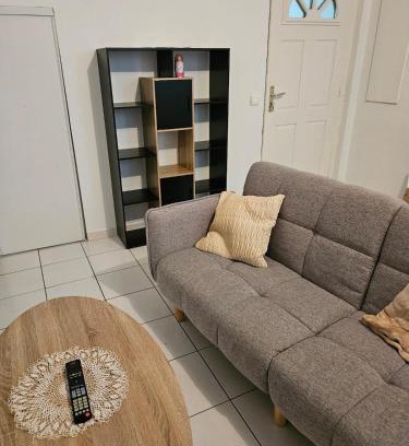 Oloron-Sainte-Marie Apartment | Appartement -T3 de standing