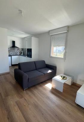 Mirepoix Apartment | Appartement T2 avec piscine