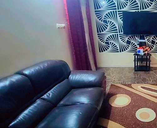 St. Louis House | Appartement trois chambres salon