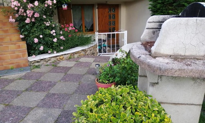 Andilly Apartment | appartement type f2 proche PARIS 25 KM