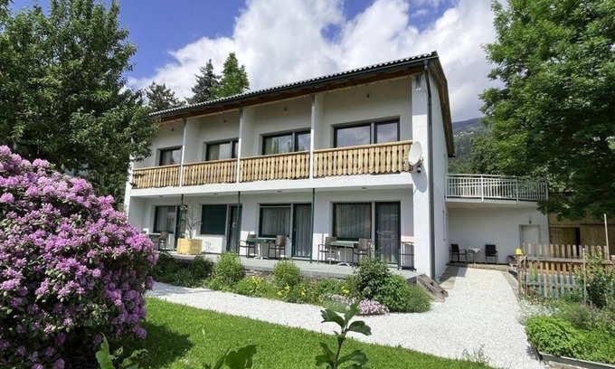 Bodensdorf Apartment | Appartement4 für 4 Personen mit Küche, Bad, Balkon - Haus Lindenweg
