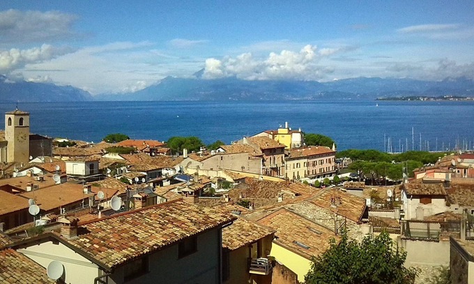 Desenzano del Garda City Centre Apartment | Appartment with unique view on the Garda Lake