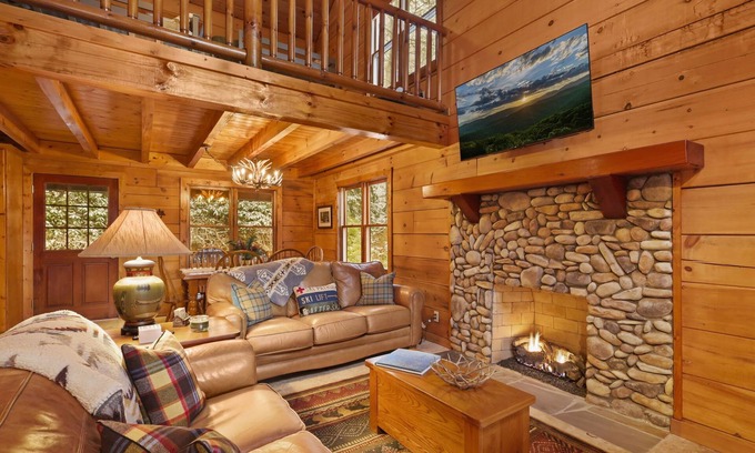 Banner Elk Cabin | APPsolute Heaven- A 4 Season Mountain Retreat