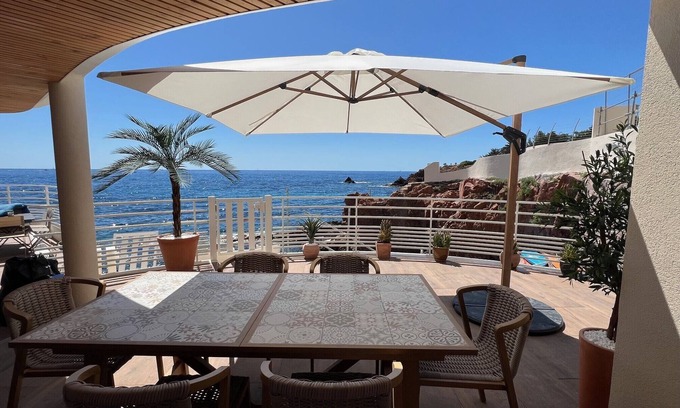 Le Trayas Apartment | Appt. 140 m² Cannes -la Napoule- Saint Raphael Front de mer - 2 rooms 6 pers.