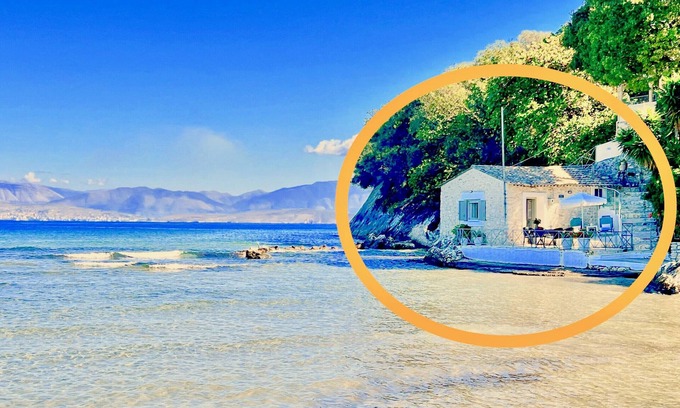 Apraos Villa | Apraos Beachfront Studio