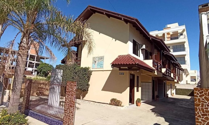 Canto Grande House | Apt 150 meters from Mariscal Beach