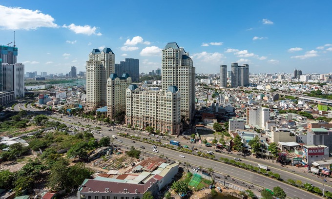 District 10 Apartment | Apt 2br 1802 Plus in vinhome central park