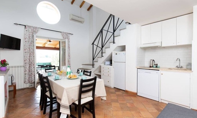 Centro Giano House | Apt 3 - Tenuta Capizucchi - Pool and Garden