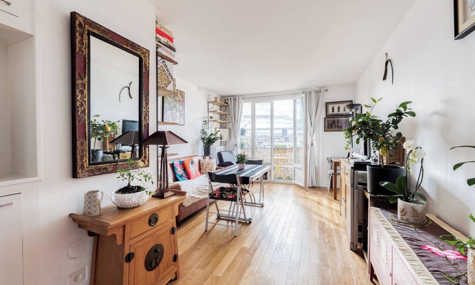 Quartier de Javel Apartment | Apt 60m² with balcony, Eiffel Tower view from room, ideal for 4 persons