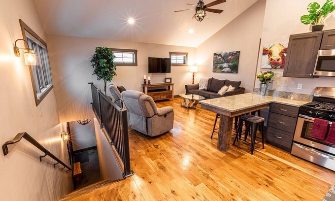 Gunnison Apartment | Apt. 7703' - In-town livin', few blocks from downtown shops & restaurants
