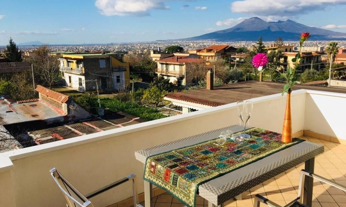 Angri Apartment | Apt in a Villa with Terrace on stunning Vesuvio View!