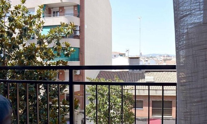Terrassa Apartment | Apt. in TERRASSA at 24 Kms from Barcelona. 4/6/8 pers/apt.