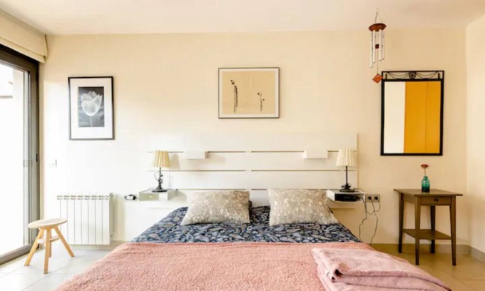 Sant Adria de Besos Apartment | Apt.p/5 15min from Barcelona and Beaches W/Terrace