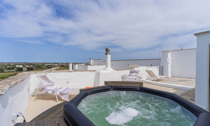 Specchia House | Apt Suite - Corte dei Mesci by Just Houses SRL - With Jacuzzi