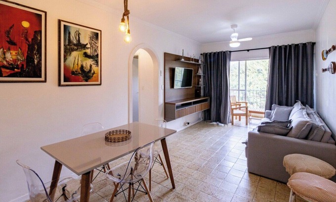 Vila Alzira Apartment | Apto a 400m da Praia do Tombo - Guarujá/SP