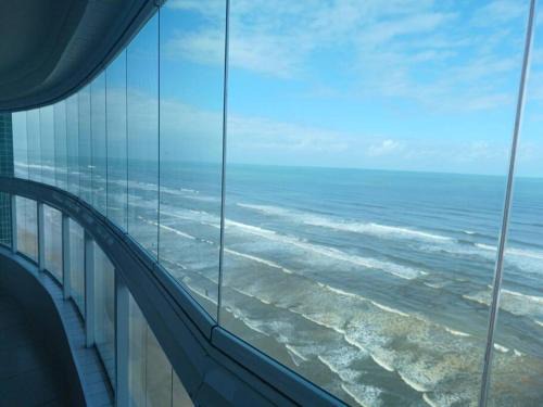Centro Apartment | Apto frente mar maravilhoso centro mongaguá