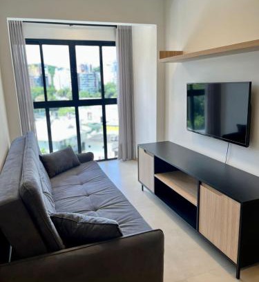Centro Apartment | Apto Moderno com garagem passos a Vila Germânica