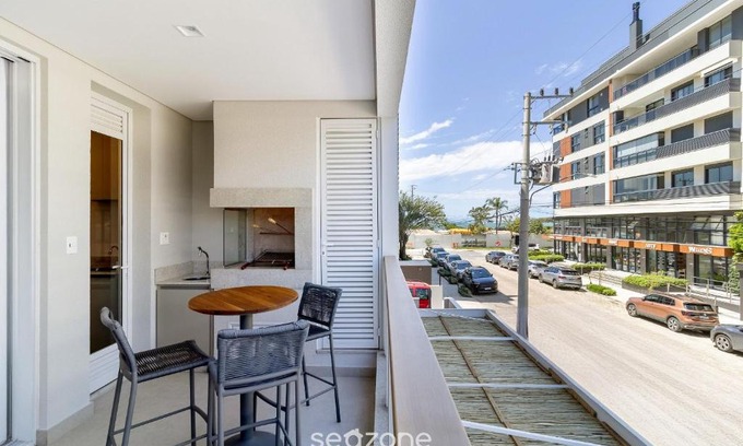 Jurere Apartment | Apto novo c/churrasqueira a 300m da Praia BEL0201