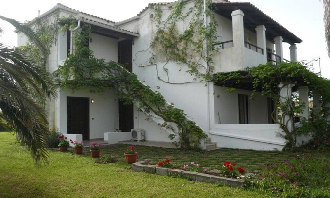Ag. Georgios Apartment | Aqua Splash Apartment with Balcony 1st floor Sleeps 4-6 pax .