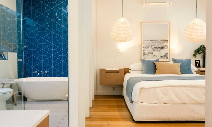 Mornington Peninsula Apartment | Aquabelle Seven - Couples retreat that will delight!