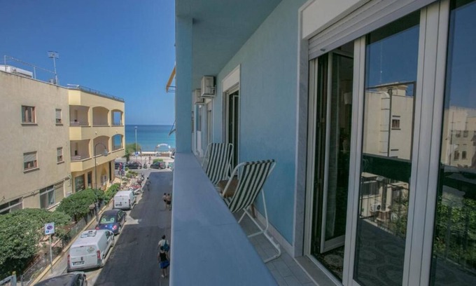 Cefalu Apartment | Archimedes Lounge in Cefalù