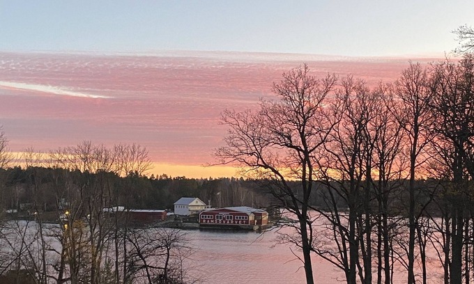 Vaxholm Cabin | Archipelago retreat