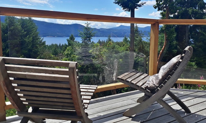 Salt Spring Island House | Architect Designed Ocean View Home