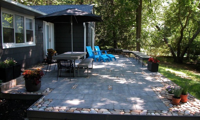 Southold House | Architect-Renovated, Pristine Ranch, Modern Kitchen, Short Walk to Beach