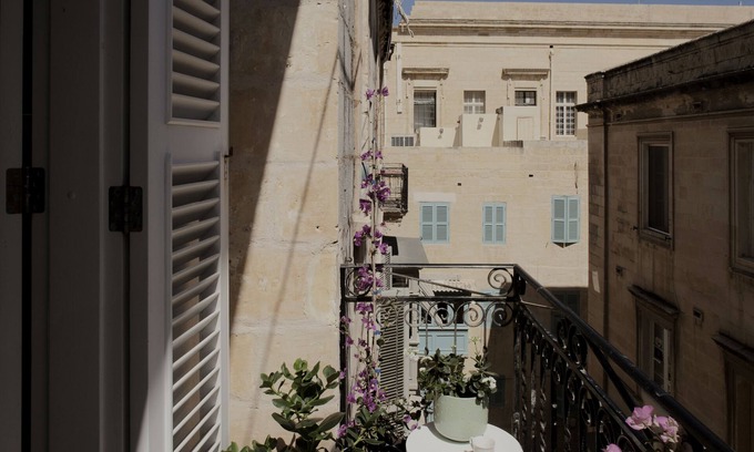 Madliena Apartment | Architect’s home pad - Vallettan