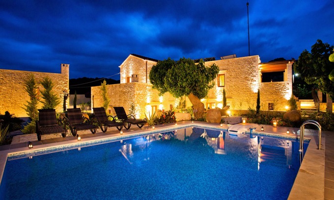 Argyroupoli Apartment | Arcus Suites