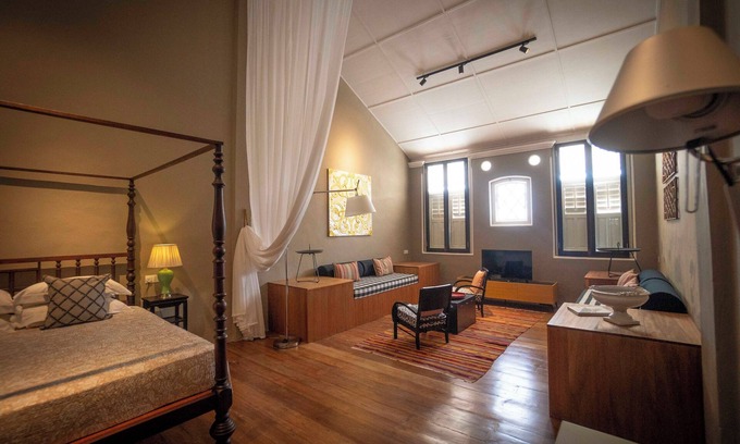 Historic George Town House | Argus Residence
