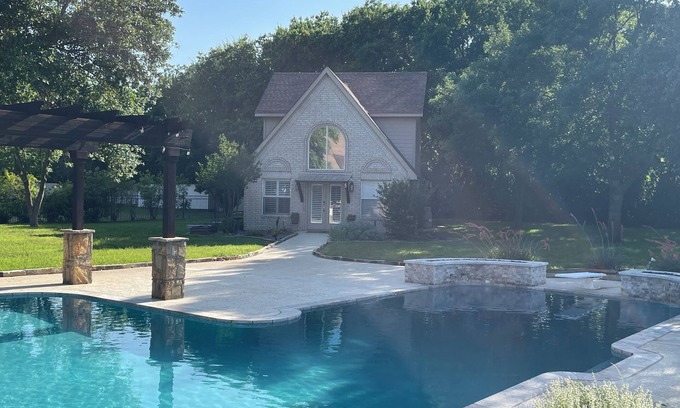 Argyle Cottage | Argyle Cottage with Pool & Hot Tub