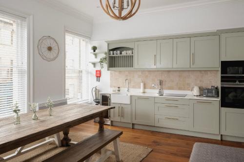 Bath Apartment | Argyle - Stunning 5 bed Luxury Home - Pulteney Bridge, Bath