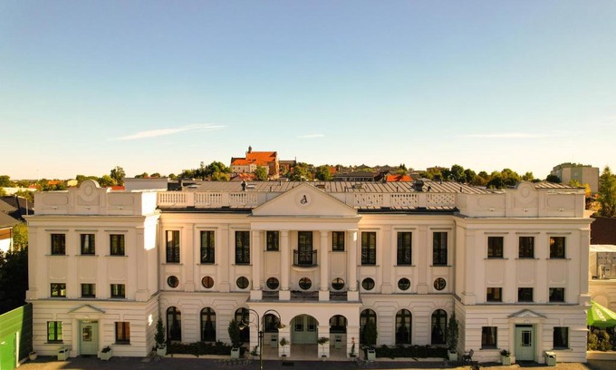 Radziejow Apartment | Arkadia