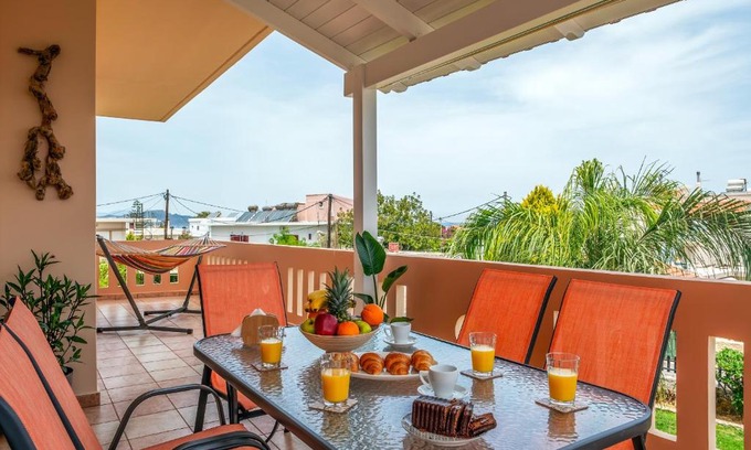 Daratsos Apartment | Armeria Apartments