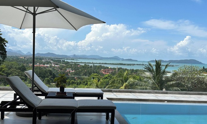Ranggot Besar Villa | Aroha Seaview Villa In Nature - Private Pool