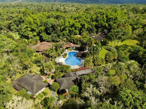 Macas Hotel | Arrayan y Piedra
