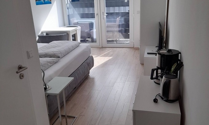 Sulzbach am Main Apartment | ARRIVE & FEEL GOOD! Bright and modern apartment with box spring bed
