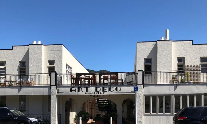 Picton Apartment | Art Deco No. 2 Apartment