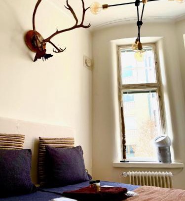 Punavuori Apartment | Art Nouveau - Jugend Talo in Helsinki Center Apartment