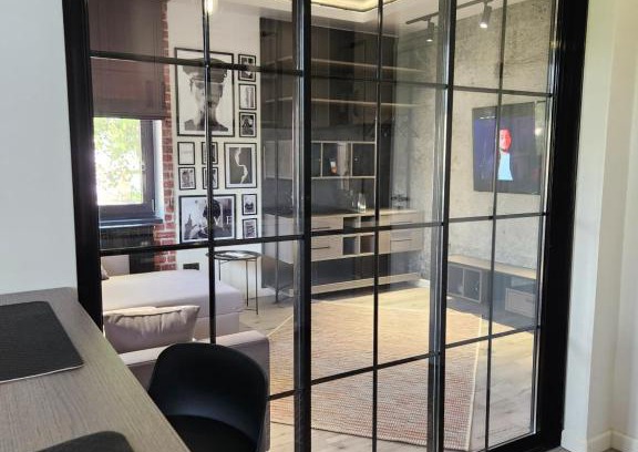 Craiova Apartment | ART STUDIO BNB