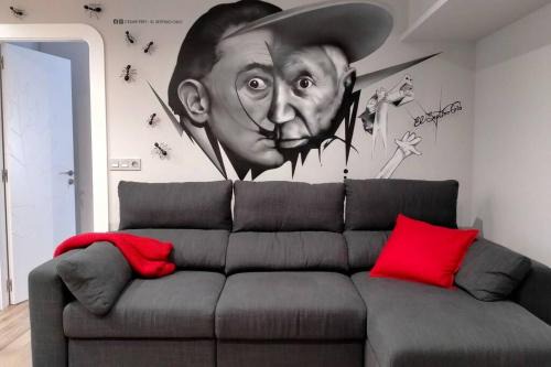 Cimadevilla Apartment | Arte y descanso. Apartamento ubicado al lado del Puerto deportivo, en pleno casco histórico-artístico de Cimadevilla y entre las dos principales playas de Gijón.