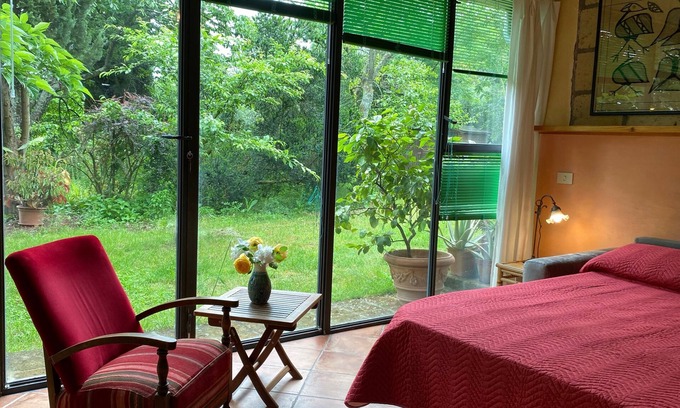 Corbara Apartment | Artistic loft in the countryside between Orvieto and Lake Bolsena
