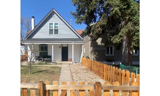 Platt Park House | Artsy Platt Park Guest Suite, Walk Everywhere + QUICK MOUNTAIN ACCESS!