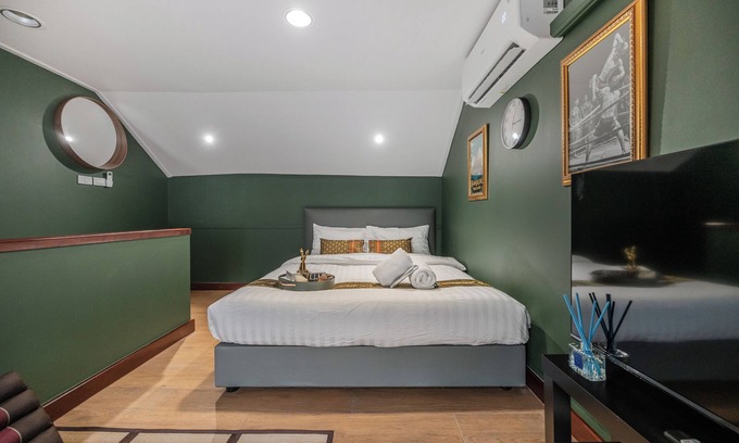 Chakkrawat House | Arun Sa Wad - Yaowarat 140B